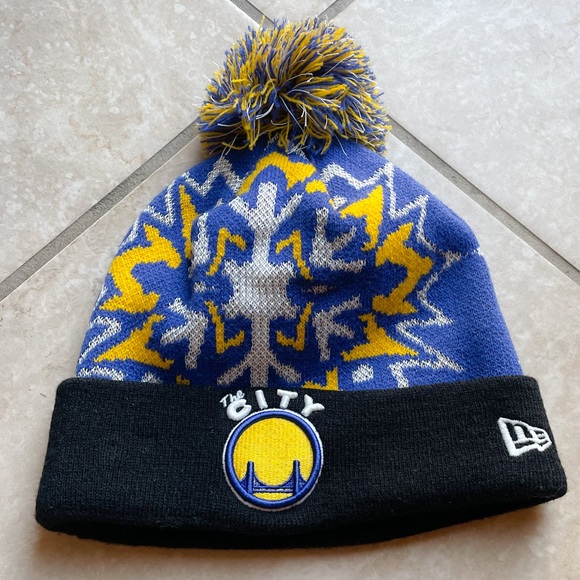 New Era Other - Golden State Warriors ‘the City’ snowflake beanie by New Era